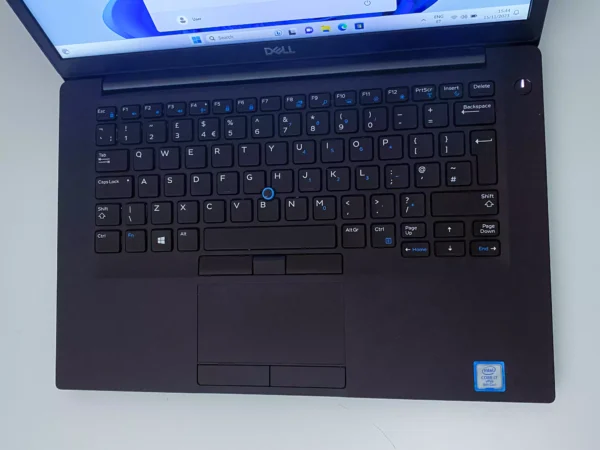 Dell_latitude_749